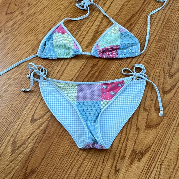 Vineyard Vines Other - Vineyard Vines Reversible and interchangeable whale bikini NWT small